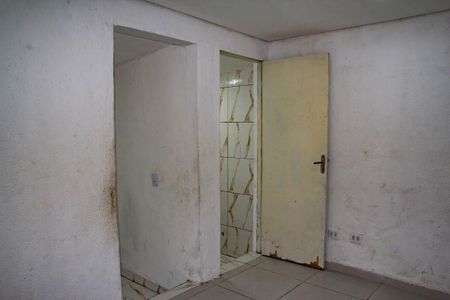 Casa para alugar com 2 quartos, 30m² em Jardim Guiomar, São Paulo