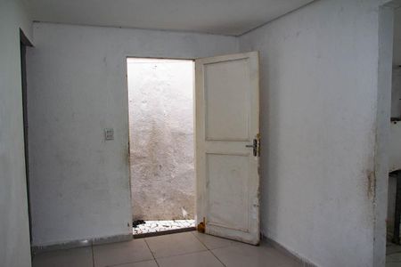Casa para alugar com 2 quartos, 30m² em Jardim Guiomar, São Paulo