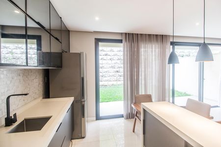 Casa de condomínio à venda com 153m², 3 quartos e 3 vagas Casa de condomínio à venda com 153m², 3 quartos e 3 vagasCozinha