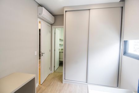 Casa de condomínio à venda com 153m², 3 quartos e 3 vagas Casa de condomínio à venda com 153m², 3 quartos e 3 vagasSuíte 3