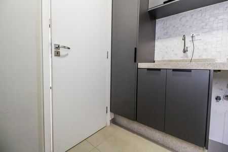 Casa de condomínio à venda com 153m², 3 quartos e 3 vagas Casa de condomínio à venda com 153m², 3 quartos e 3 vagasÁrea de Serviço