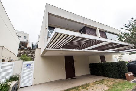 Casa de condomínio à venda com 153m², 3 quartos e 3 vagas Casa de condomínio à venda com 153m², 3 quartos e 3 vagasVista da Rua