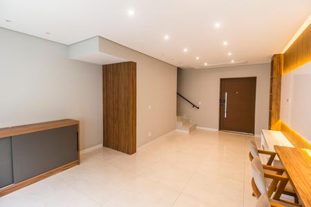 Sala  de casa de condomínio à venda com 3 quartos, 153m² em Alphaville, Santana de Parnaíba