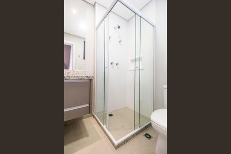 Casa de condomínio à venda com 153m², 3 quartos e 3 vagas Casa de condomínio à venda com 153m², 3 quartos e 3 vagasBanheiro da Suíte