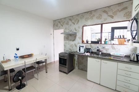 Cozinha de casa à venda com 4 quartos, 230m² em Jardim Prudência, São Paulo