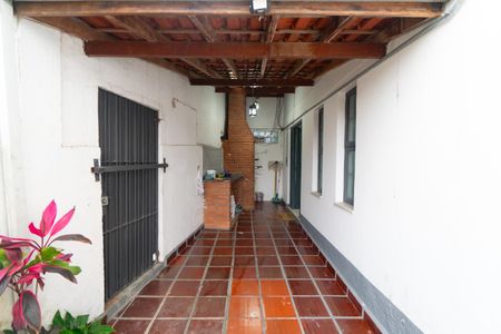 Churrasqueira de casa à venda com 4 quartos, 230m² em Jardim Prudência, São Paulo