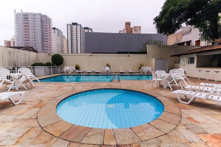 Apartamento à venda com 89m², 3 quartos e 2 vagas Apartamento à venda com 89m², 3 quartos e 2 vagasÁrea comum - Piscina