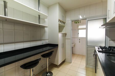 Apartamento à venda com 89m², 3 quartos e 2 vagas Apartamento à venda com 89m², 3 quartos e 2 vagasCozinha