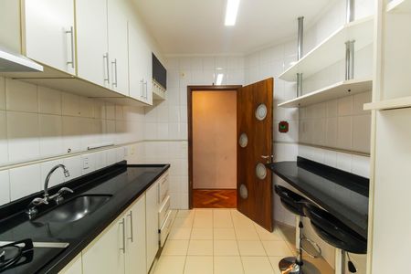 Apartamento à venda com 89m², 3 quartos e 2 vagas Apartamento à venda com 89m², 3 quartos e 2 vagasCozinha