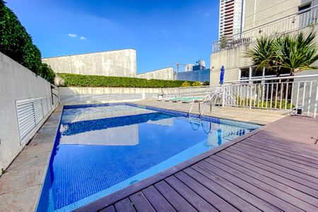 Apartamento à venda com 47m², 1 quarto e 1 vagaÁrea comum - Piscina