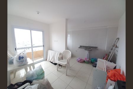 Sala de apartamento para alugar com 2 quartos, 46m² em Parque Sao Vicente, São Vicente