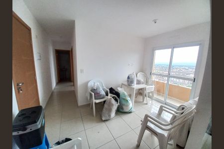 Sala de apartamento para alugar com 2 quartos, 46m² em Parque Sao Vicente, São Vicente
