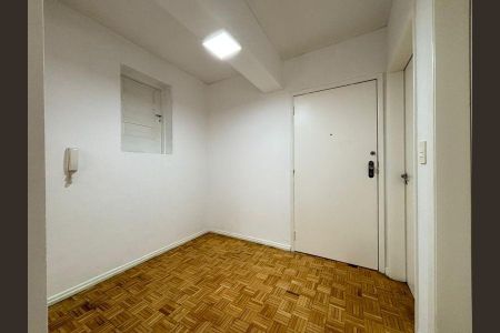 Studio para alugar com 40m², 1 quarto e 1 vaga Studio para alugar com 40m², 1 quarto e 1 vagaQuarto / Sala