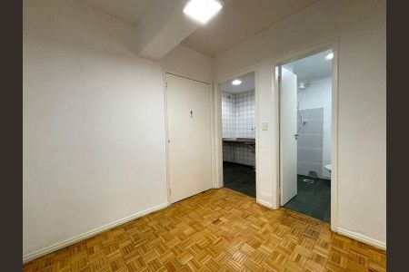 Studio para alugar com 40m², 1 quarto e 1 vaga Studio para alugar com 40m², 1 quarto e 1 vagaQuarto / Sala