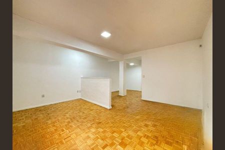 Studio para alugar com 40m², 1 quarto e 1 vaga Studio para alugar com 40m², 1 quarto e 1 vagaQuarto / Sala