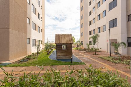 Apartamento para alugar com 43m², 2 quartos e 1 vaga Apartamento para alugar com 43m², 2 quartos e 1 vagaÁrea comum - Playground