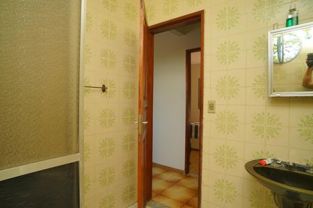 Casa para alugar com 480m², 4 quartos e 3 vagas Casa para alugar com 480m², 4 quartos e 3 vagasBanheiro 2