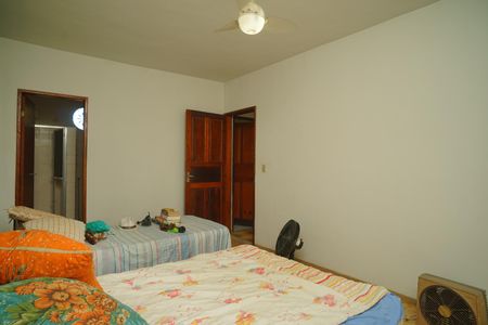Casa para alugar com 480m², 4 quartos e 3 vagas Casa para alugar com 480m², 4 quartos e 3 vagasSuíte