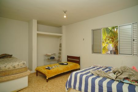 Casa para alugar com 480m², 4 quartos e 3 vagas Casa para alugar com 480m², 4 quartos e 3 vagasQuarto 1