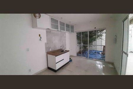 Casa para alugar com 127m², 2 quartos e 2 vagasCozinha