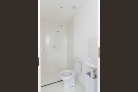 Banheiro de apartamento para alugar com 1 quarto, 17m² em Freguesia do Ó, São Paulo