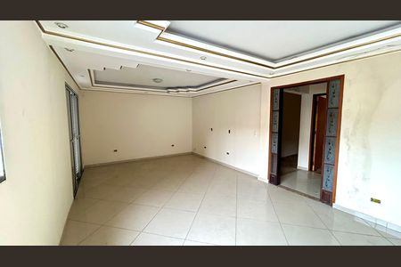 Casa para alugar com 250m², 4 quartos e 2 vagas Casa para alugar com 250m², 4 quartos e 2 vagasSala