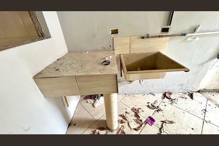 Casa para alugar com 250m², 4 quartos e 2 vagas Casa para alugar com 250m², 4 quartos e 2 vagasÁrea de Serviço