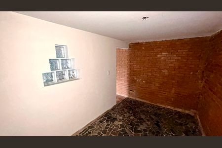 Casa para alugar com 250m², 4 quartos e 2 vagas Casa para alugar com 250m², 4 quartos e 2 vagasSala