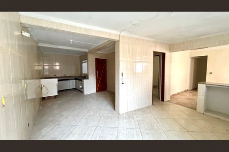 Casa para alugar com 250m², 4 quartos e 2 vagas Casa para alugar com 250m², 4 quartos e 2 vagasCozinha