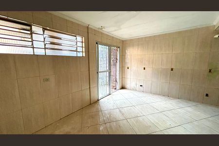 Casa para alugar com 250m², 4 quartos e 2 vagas Casa para alugar com 250m², 4 quartos e 2 vagasCozinha