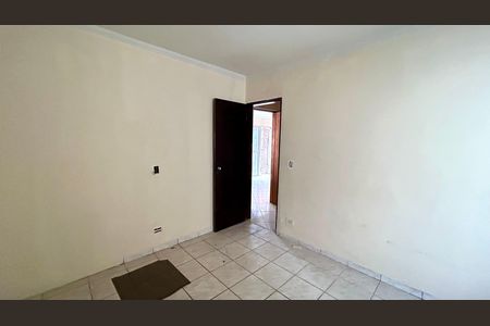 Casa para alugar com 250m², 4 quartos e 2 vagas Casa para alugar com 250m², 4 quartos e 2 vagasQuarto 4