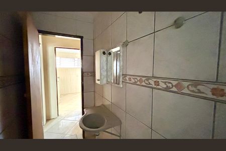 Casa para alugar com 250m², 4 quartos e 2 vagas Casa para alugar com 250m², 4 quartos e 2 vagasBanheiro 5