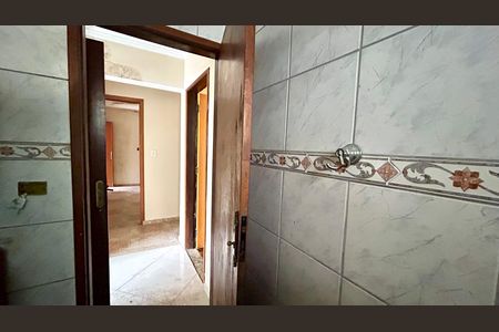 Casa para alugar com 250m², 4 quartos e 2 vagas Casa para alugar com 250m², 4 quartos e 2 vagasBanheiro 4