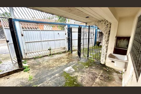 Casa para alugar com 250m², 4 quartos e 2 vagas Casa para alugar com 250m², 4 quartos e 2 vagasQuintal