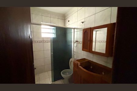 Casa para alugar com 250m², 4 quartos e 2 vagas Casa para alugar com 250m², 4 quartos e 2 vagasBanheiro 4