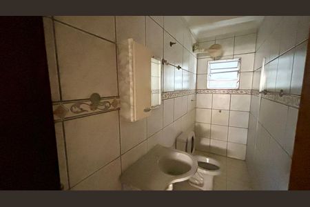 Casa para alugar com 250m², 4 quartos e 2 vagas Casa para alugar com 250m², 4 quartos e 2 vagasBanheiro 5