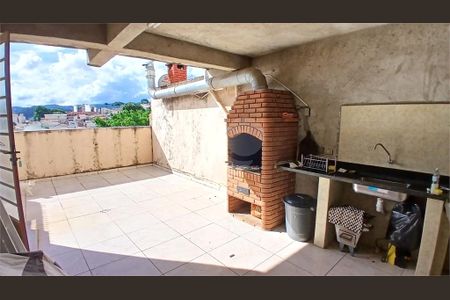 Casa à venda com 225m², 3 quartos e 6 vagas