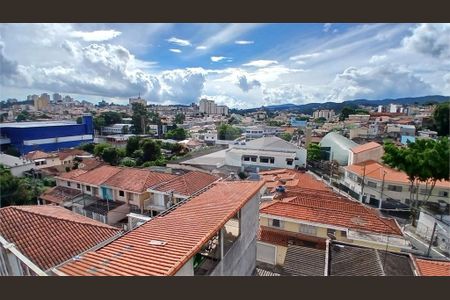 Casa à venda com 225m², 3 quartos e 6 vagas