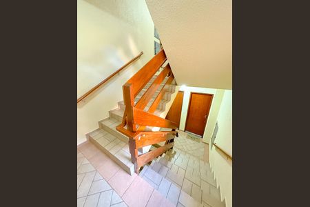 Apartamento para alugar com 52m², 3 quartos e 2 vagasEscada