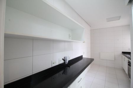 Apartamento à venda com 97m², 3 quartos e 2 vagas Apartamento à venda com 97m², 3 quartos e 2 vagasCozinha