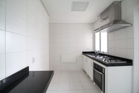 Apartamento à venda com 97m², 3 quartos e 2 vagas Apartamento à venda com 97m², 3 quartos e 2 vagasCozinha