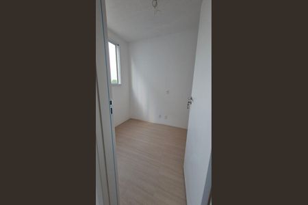 Quarto de apartamento à venda com 2 quartos, 34m² em Jardim São Luís, São Paulo