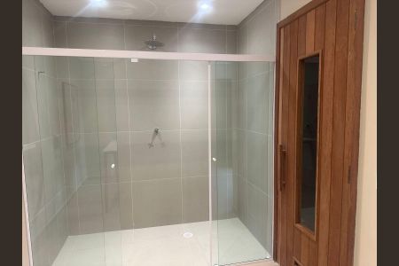 Banheiro de apartamento à venda com 2 quartos, 34m² em Jardim São Luís, São Paulo