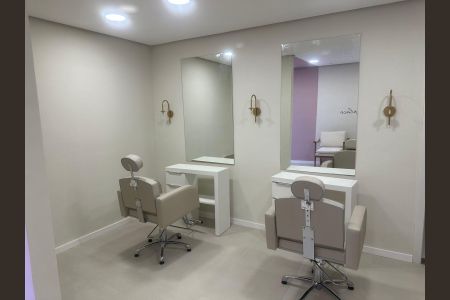 Apartamento à venda com 34m², 2 quartos e sem vagaÁrea externa