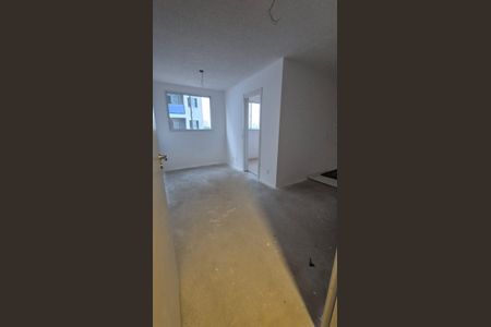 Sala de apartamento à venda com 2 quartos, 34m² em Jardim São Luís, São Paulo