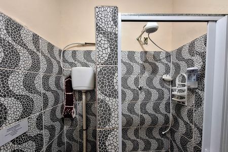 Studio para alugar com 40m², 1 quarto e sem vaga Studio para alugar com 40m², 1 quarto e sem vagaBanheiro