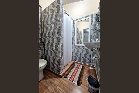 Studio para alugar com 40m², 1 quarto e sem vaga Studio para alugar com 40m², 1 quarto e sem vagaBanheiro