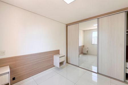 Quarto 1 de apartamento para alugar com 2 quartos, 52m² em Jardim Olavo Bilac, São Bernardo do Campo