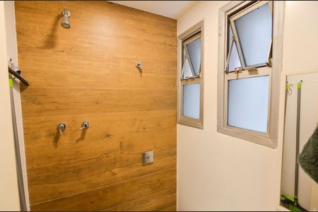 Apartamento à venda com 140m², 4 quartos e 2 vagas Apartamento à venda com 140m², 4 quartos e 2 vagasBanheiro de Serviço