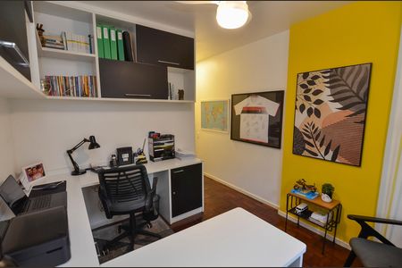 Apartamento à venda com 140m², 4 quartos e 2 vagas Apartamento à venda com 140m², 4 quartos e 2 vagasQuarto 3
